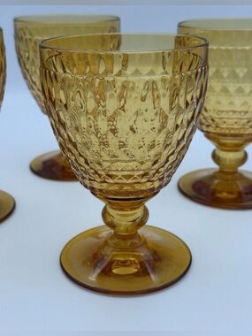 Lot 4 VILLEROY & BOCH BOSTON Amber
GOBLETS Crystal GLASS Stemware Marked 5.5"